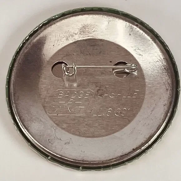 Cushman Motor Works HUSKY Scooter Pin Back Button Lincoln NE Advertising Vintage - Picture 3 of 5